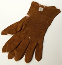 Handschuhe aus Muschelseide