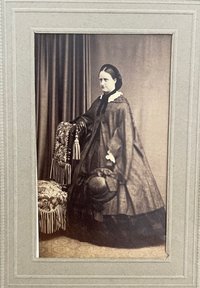 Fotografie, Jacob Seib, Thekla Gräfin zu Solms-Rödelheim, geborene Gräfin zu Solms-Laubach, ca. 1865.